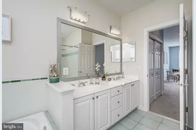 1236 Harbor Island Walk, Baltimore, MD 21230 - Photo 33