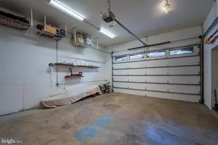 840 S Bond St, Baltimore, MD 21231 - Photo 39