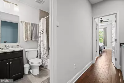 214 S Highland Ave, Baltimore, MD 21224 - Photo 19