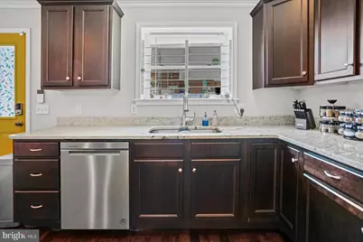214 S Highland Ave, Baltimore, MD 21224 - Photo 11