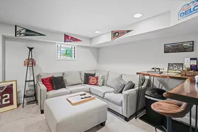 214 S Highland Ave, Baltimore, MD 21224 - Photo 27