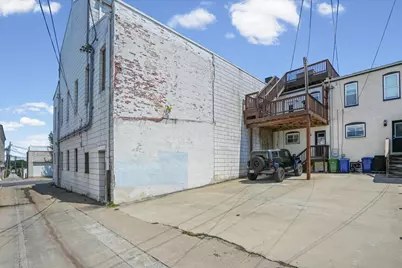 214 S Highland Ave, Baltimore, MD 21224 - Photo 31