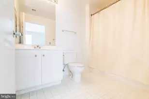 23 Pierside Dr, Baltimore, MD 21230 - Photo 29