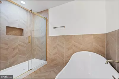 530 N Carrollton Avenue, Baltimore, MD 21223 - Photo 17