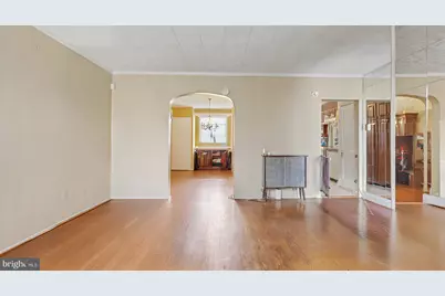 1513 Lochwood Road, Baltimore, MD 21218 - Photo 7
