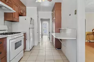 1513 Lochwood Rd, Baltimore, MD 21218 - Photo 11