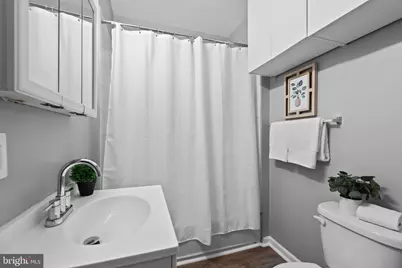 425 Ilchester Avenue, Baltimore, MD 21218 - Photo 17