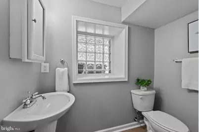 425 Ilchester Avenue, Baltimore, MD 21218 - Photo 27