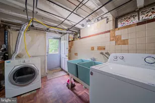 3223 Strickland St, Baltimore, MD 21229 - Photo 39