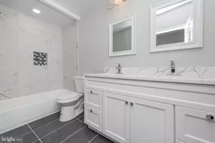1005 N Mount St, Baltimore, MD 21217 - Photo 11