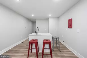 1005 N Mount St, Baltimore, MD 21217 - Photo 15