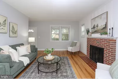 409 Wickham Road S, Baltimore, MD 21229 - Photo 3