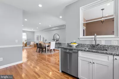 2333 Cambridge Walk, Baltimore, MD 21224 - Photo 11