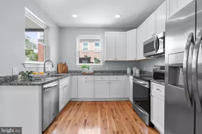 2333 Cambridge Walk, Baltimore, MD 21224 - Photo 9