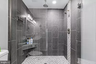 918 S Highland Avenue S, Baltimore, MD 21224 - Photo 25