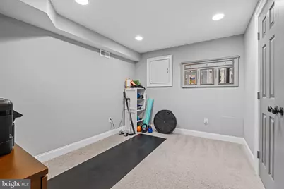 918 S Highland Avenue S, Baltimore, MD 21224 - Photo 35