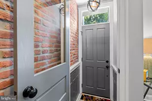 918 S Highland Ave S, Baltimore, MD 21224 - Photo 3