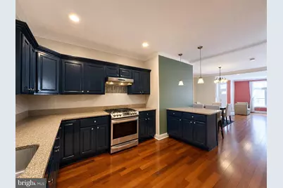 322 E Lorraine Avenue, Baltimore, MD 21218 - Photo 3