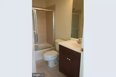 132 N Linwood Avenue, Baltimore, MD 21224 - Photo 9