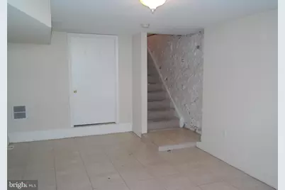 132 N Linwood Avenue, Baltimore, MD 21224 - Photo 5