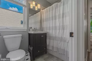 2313 E Fairmount Ave, Baltimore, MD 21224 - Photo 33