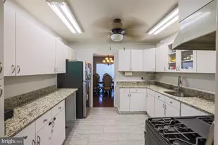 7121 Park Heights Ave, Baltimore, MD 21215 - Photo 7