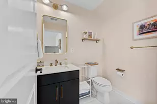 4214 Skyview, Baltimore, MD 21211 - Photo 25