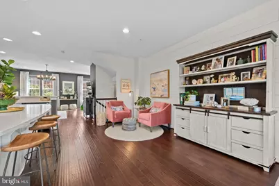 4214 Skyview, Baltimore, MD 21211 - Photo 9