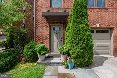 4214 Skyview, Baltimore, MD 21211 - Photo 3