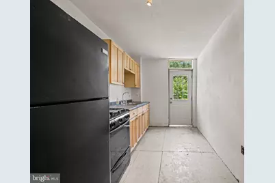 2004 Rockrose Avenue, Baltimore, MD 21211 - Photo 9