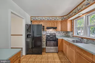 3613 Clarenell Rd, Baltimore, MD 21229 - Photo 5