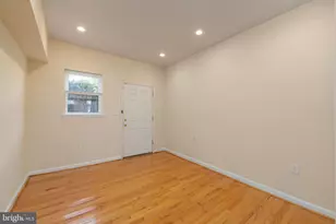 18 Madeira Street N, Baltimore, MD 21231 - Photo 11