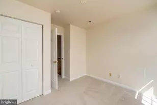 18 Madeira Street N, Baltimore, MD 21231 - Photo 17