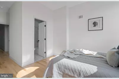 1049 N Milton Avenue, Baltimore, MD 21205 - Photo 7
