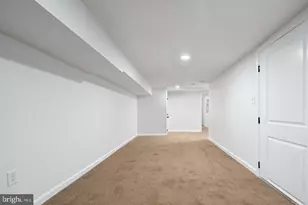 1049 N Milton Ave, Baltimore, MD 21205 - Photo 11