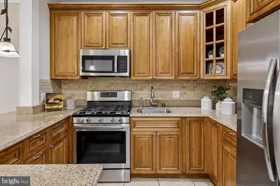 2106 Fleet Street, Baltimore, MD 21231 - Photo 15