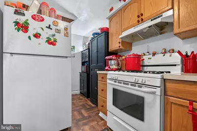 3930 Lyndale Avenue, Baltimore, MD 21213 - Photo 11