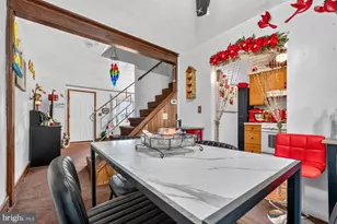 3930 Lyndale Ave, Baltimore, MD 21213 - Photo 9