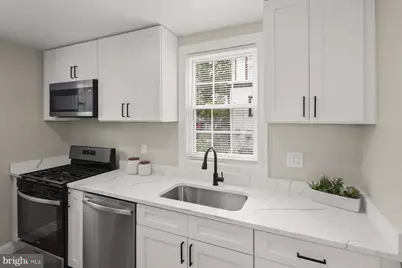 617 Nottingham Road, Baltimore, MD 21229 - Photo 13