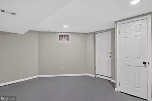 239 N Culver St, Baltimore, MD 21229 - Photo 17