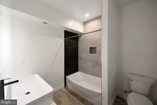 2037 McCulloh St, Baltimore, MD 21217 - Photo 15