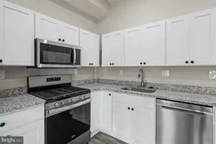 2810 Suffolk Ave, Baltimore, MD 21215 - Photo 9