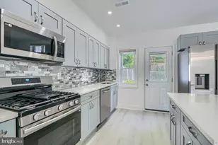 2322 Druid Park Dr, Baltimore, MD 21215 - Photo 7