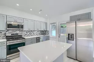 2322 Druid Park Dr, Baltimore, MD 21215 - Photo 5
