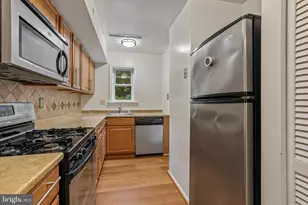 1918 Greenhaven Dr, Baltimore, MD 21209 - Photo 3