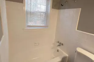 6101 Chinquapin Pkwy, Baltimore, MD 21239 - Photo 19