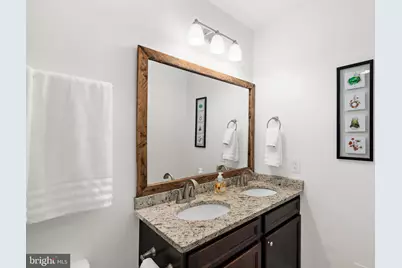 114 N Port Street, Baltimore, MD 21224 - Photo 17