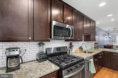 114 N Port Street, Baltimore, MD 21224 - Photo 9