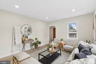 6100 Glenoak Ave, Baltimore, MD 21214 - Photo 3
