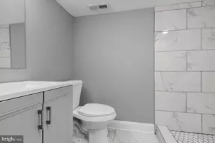 1908 E Lanvale St, Baltimore, MD 21213 - Photo 25
